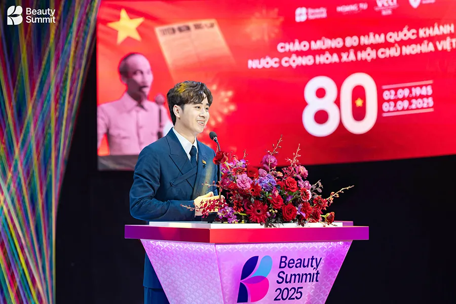 Beauty Summit is a flagship project developed by Hoàng Tú Holdings, carrying the mission of spreading the spirit of innovation and integration connection of Vietnam's beauty industry, where knowledge, technology, and international trends converge to create sustainable values for the future.
